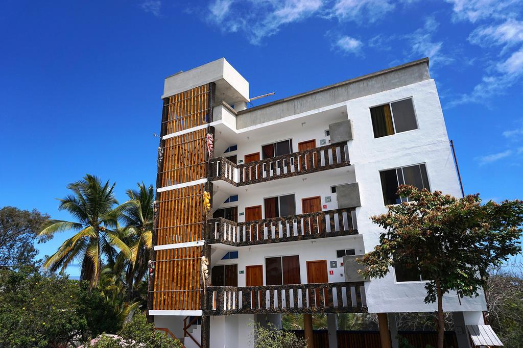 Isla Azul Hotell Puerto Ayora  Exteriör bild
