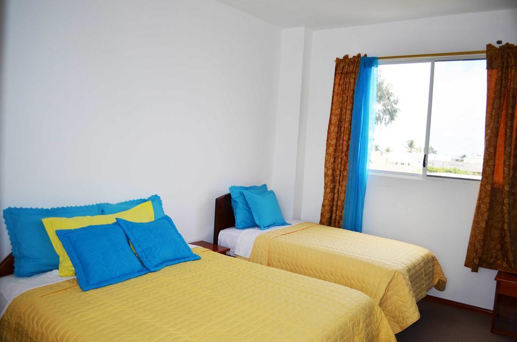 Isla Azul Hotell Puerto Ayora  Rum bild